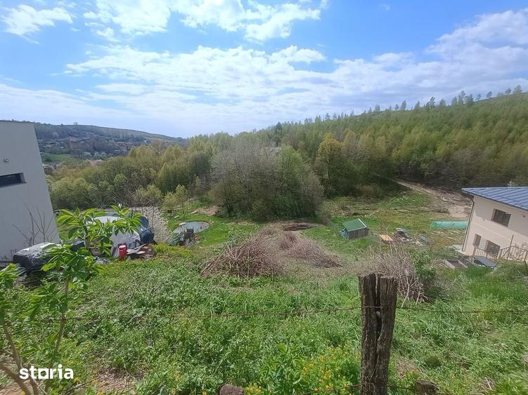 Teren de 2000 mp, în Feleacu