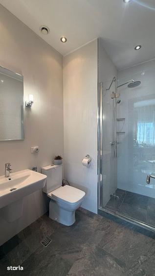Apartament cu 3 camere, mobilat în Băneasa