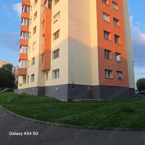 Apartament cu 3 camere decomandat în Hunedoara