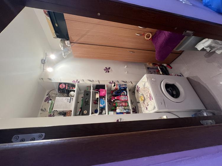Apartament cu 3 camere decomandat în Sud
