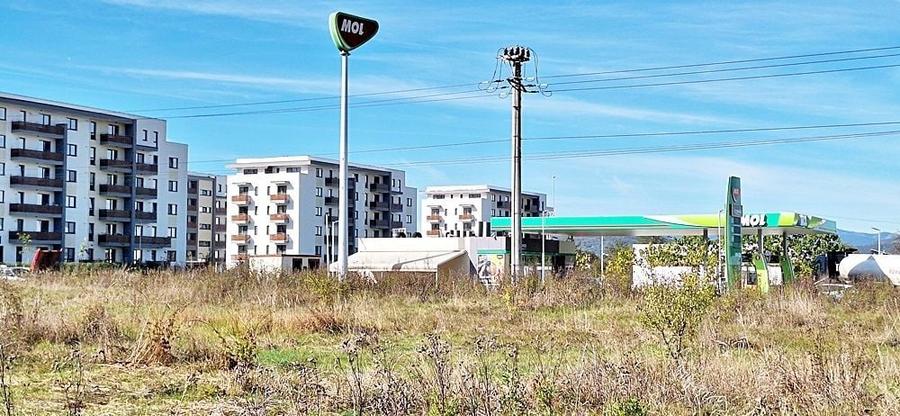 Teren Construcții intravilan de 1976 mp, în Florilor