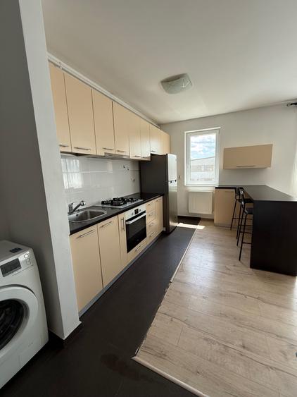 Apartament cu 2 camere semidecomandat în Florești