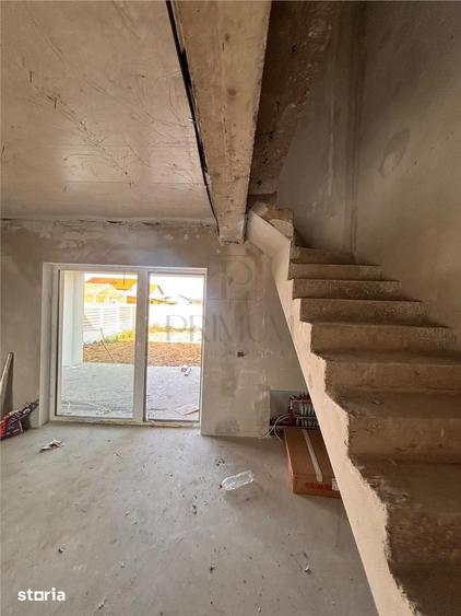 Casă cu 4 camere cu Teren 300 Mp în Central