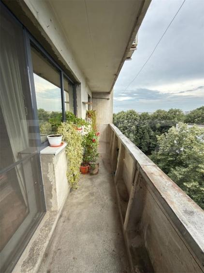 Apartament cu 3 camere decomandat, mobilat în Nord
