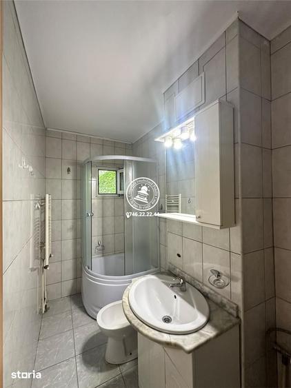 Apartament cu 2 camere decomandat în Gară