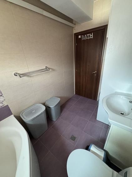 Apartament cu 2 camere decomandat în 1 Decembrie 1918