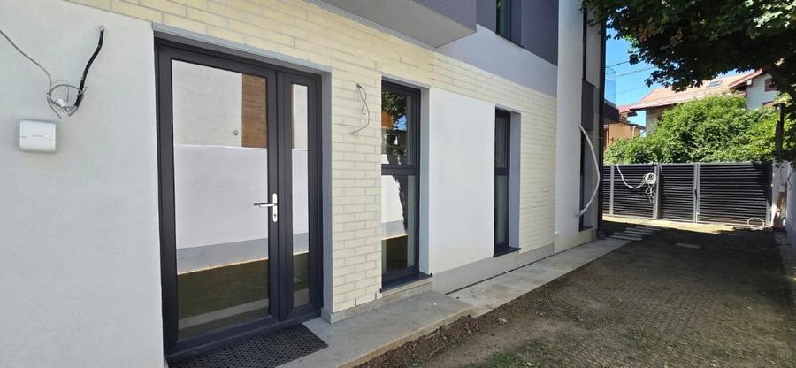 Duplex cu 4 camere cu Canalizare în Bucureștii Noi