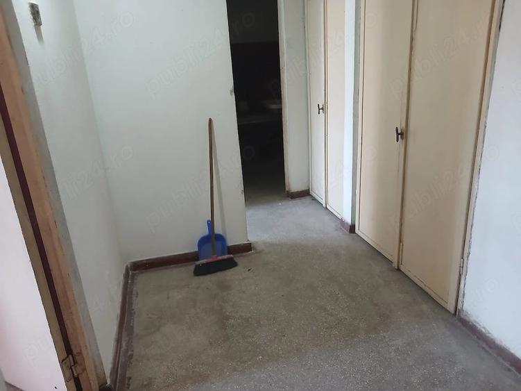 Apartament cu 2 camere decomandat în Ostroveni