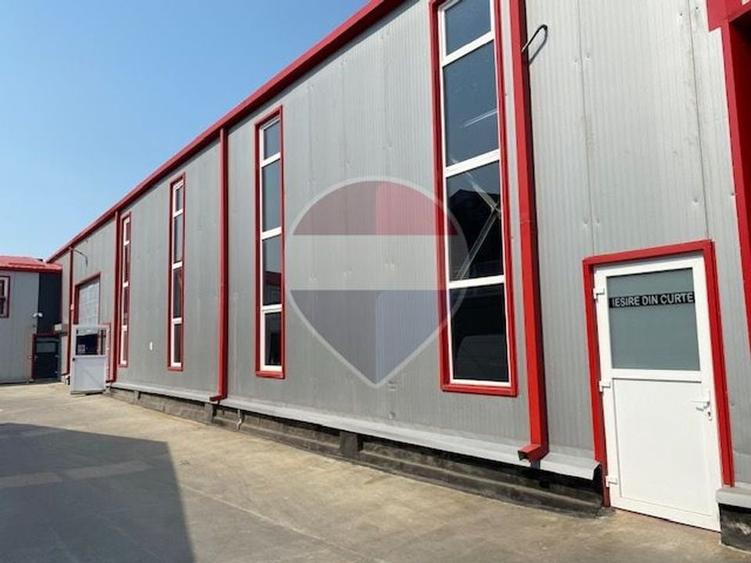 Spațiu industrial, de 950 mp, în Periferie