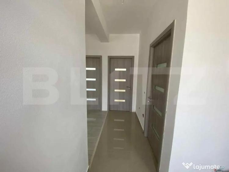 Casă cu 4 camere cu Teren 300 Mp în Preajba