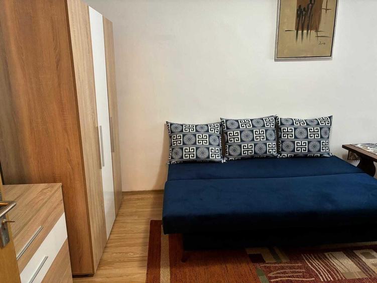 Garsonieră semidecomandată în Lipovei