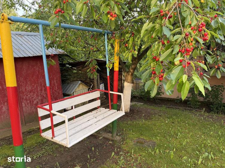 Casă cu 4 camere decomandat cu Teren 920 Mp în Central