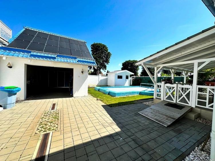 Casă individuală cu 4 camere cu Teren 657 Mp în Central