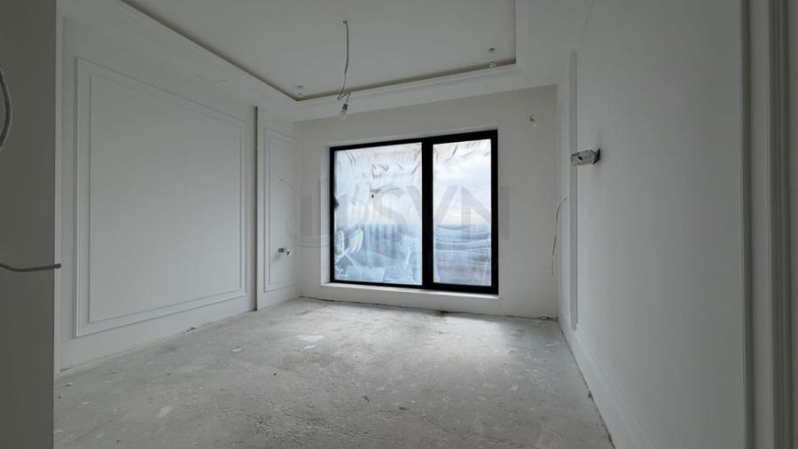 Apartament cu 3 camere decomandat în Pipera