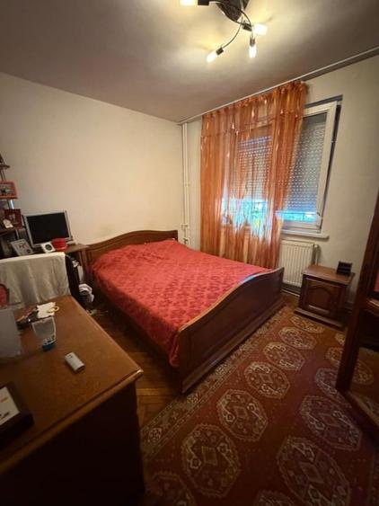 Apartament cu 2 camere semidecomandat, mobilat în Titulescu