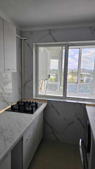 Apartament cu 3 camere decomandat în Tătărași