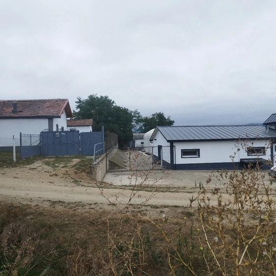 Teren de 400 mp, în Veștem