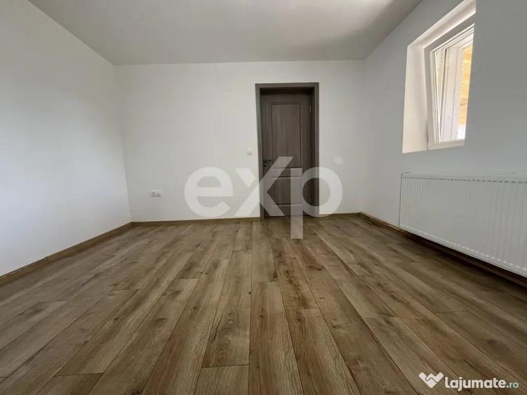 Casă cu 4 camere cu Teren 861 Mp în Cuparu