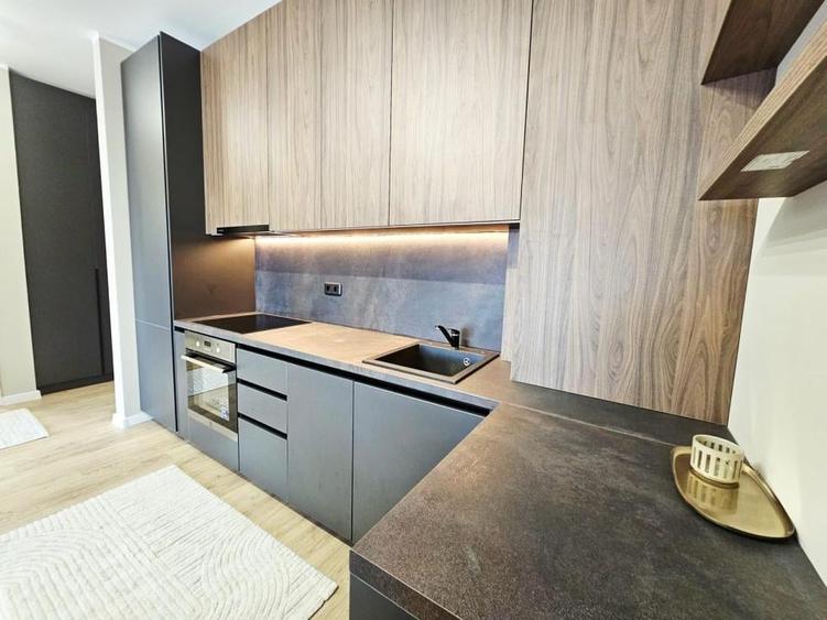 Apartament cu 2 camere semidecomandat, mobilat în Florești — fotografia 3