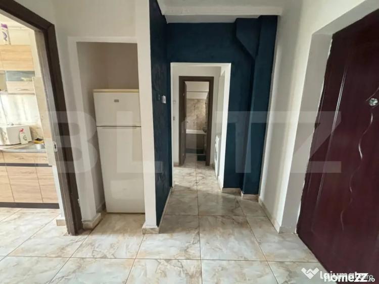 Apartament cu 2 camere decomandat în Republicii