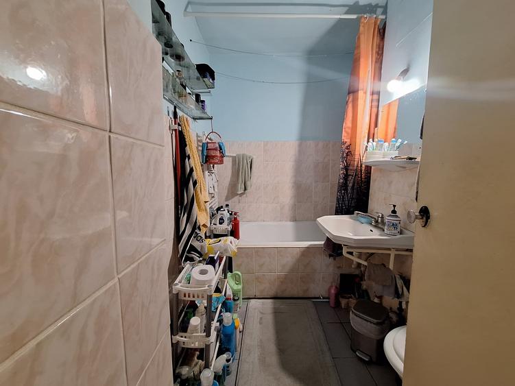 Apartament cu 2 camere decomandat, mobilat în Lipovei