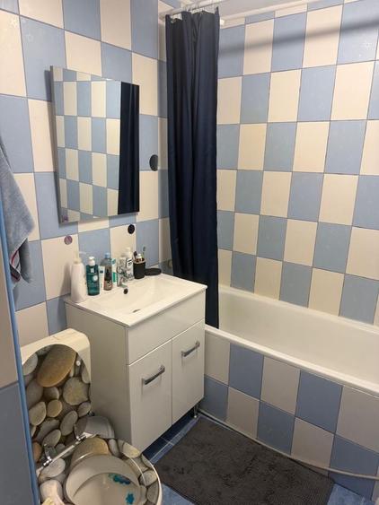 Apartament cu 2 camere decomandat în Crângași