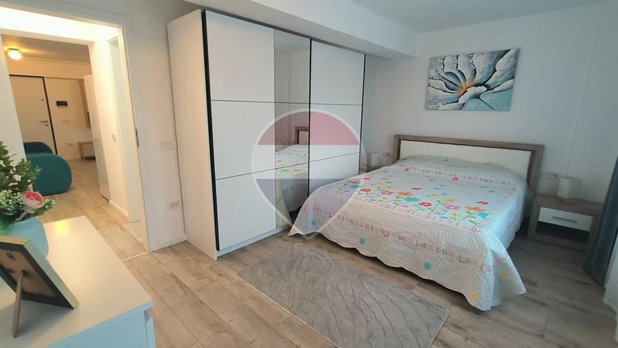 Apartament cu 2 camere semidecomandat, mobilat în Țiglina 2