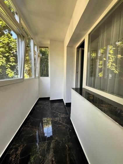 Apartament cu 3 camere decomandat în Tătărași