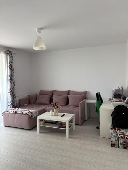 Apartament cu 2 camere decomandat în Giroc