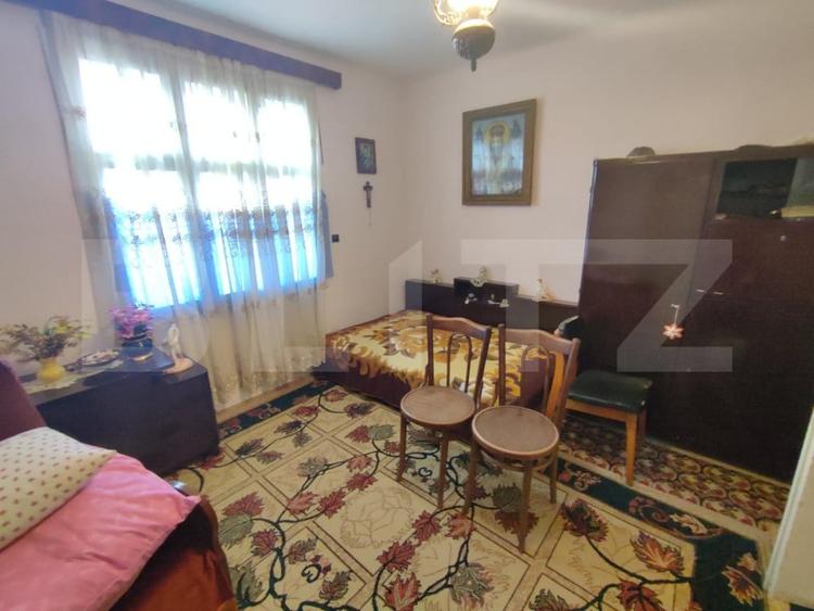 Casă individuală cu 4 camere cu Garaj în Putna