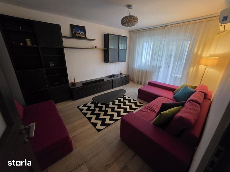 Apartament cu 4 camere decomandat în Tomis Nord