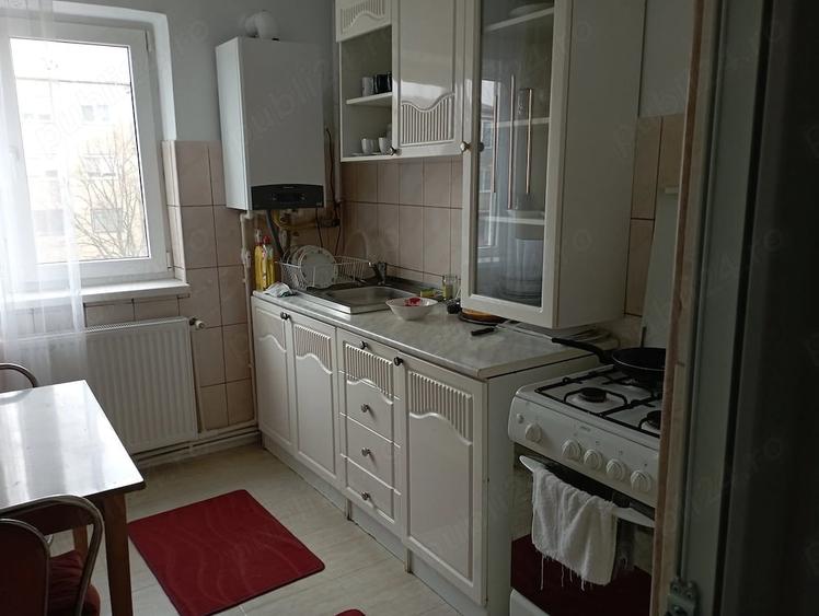 Apartament cu 2 camere semidecomandat în Gojdu