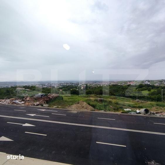 Apartament cu 2 camere decomandat în Rediu