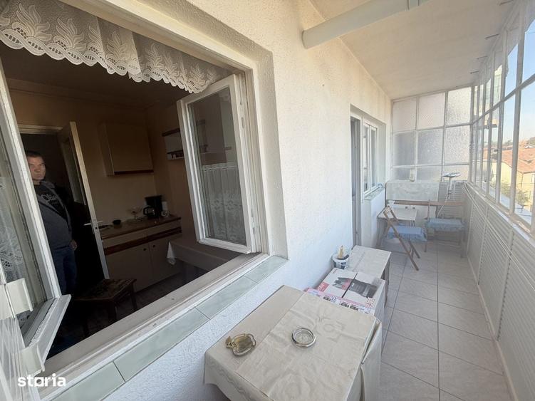 Apartament cu 2 camere decomandat în Calea Dumbrăvii