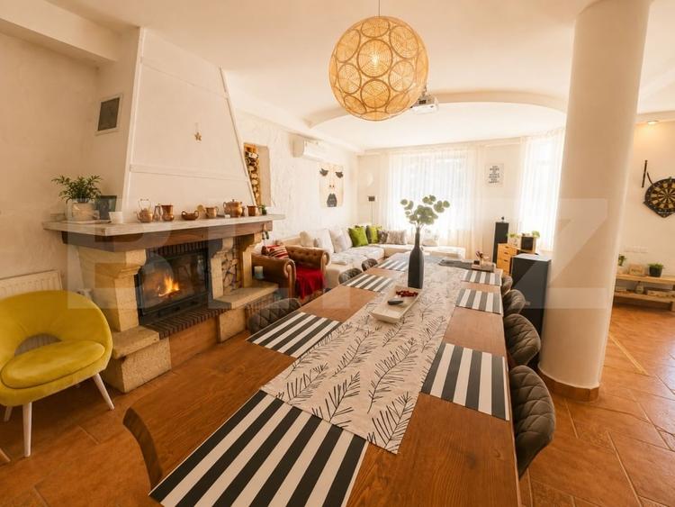 Casă individuală cu 7 camere cu Garaj în Muntele Băișorii