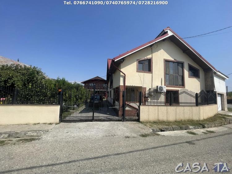 Casă individuală cu 6 camere cu Garaj în Drăguțești