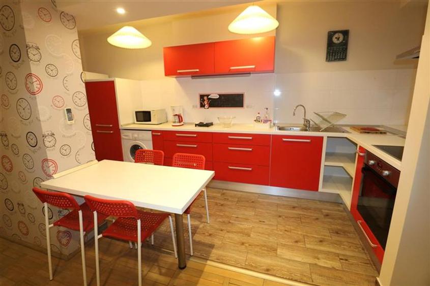 Apartament 2 camere, zona ultracentrala - 1