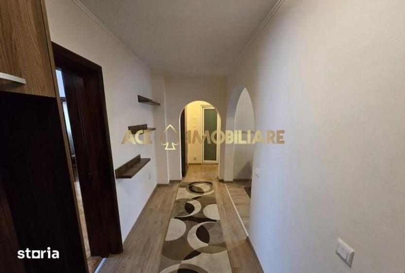 Apartament cu 3 camere, mobilat în Centrul Civic