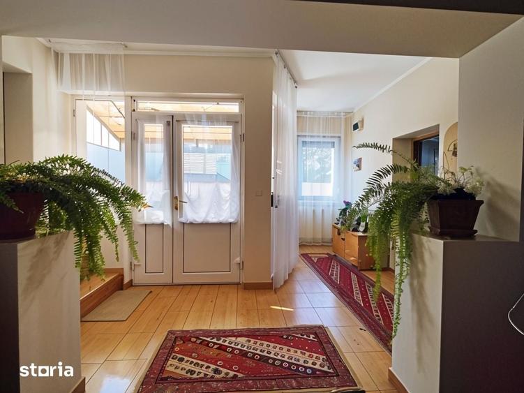 Casă cu 3 camere cu Teren 2826 Mp în Saca