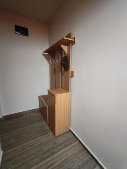 2 camere - zona hotel Diana - etaj 1/4 - mobilat si utilat - boxa si parcare - 10
