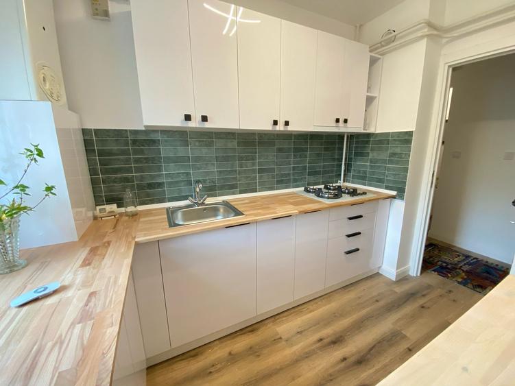 Apartament cu 2 camere nedecomandat, mobilat în Podu Roș — fotografia 1