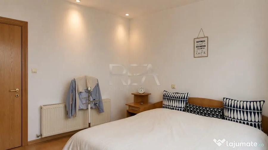 Apartament cu 2 camere semidecomandat în 1 Mai