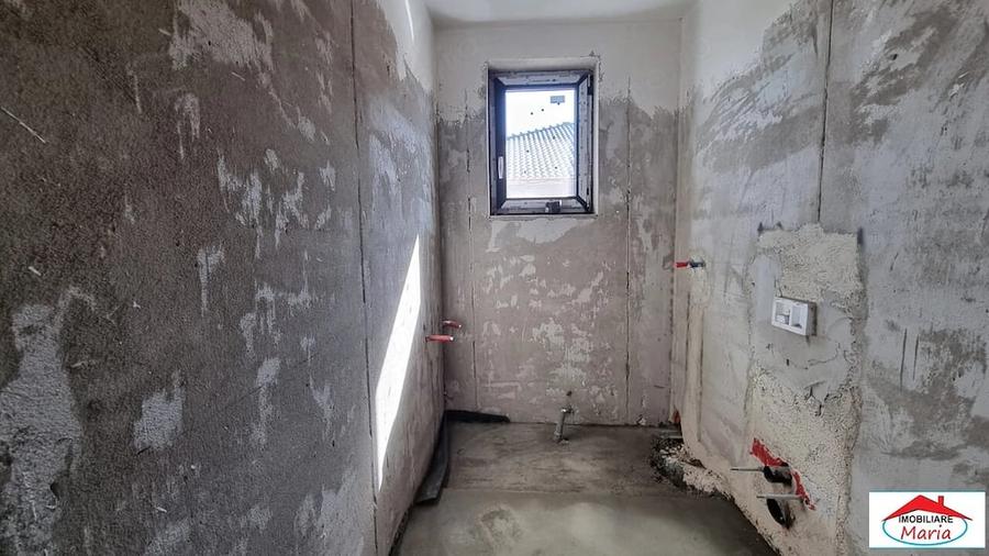 Casă cu Teren 670 Mp în Central