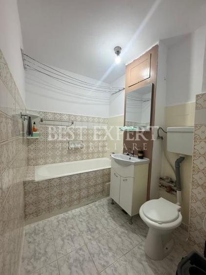 Apartament cu 2 camere decomandat în Dristor