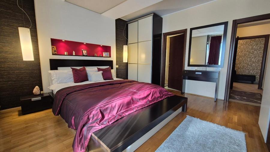 Apartament cu 4 camere decomandat, mobilat în Floreasca