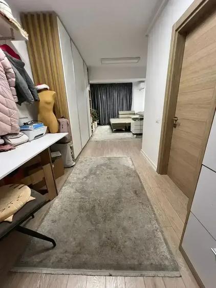 Garsonieră decomandată, mobilată în Universitate