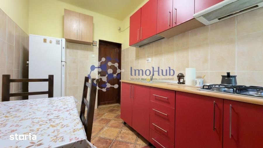 Apartament cu 3 camere semidecomandat în Gară