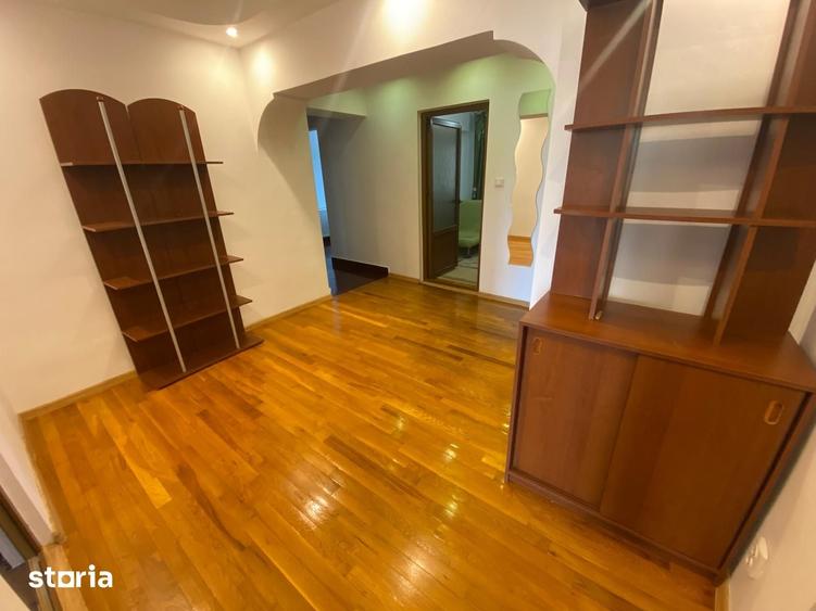 Apartament cu 4 camere în Central