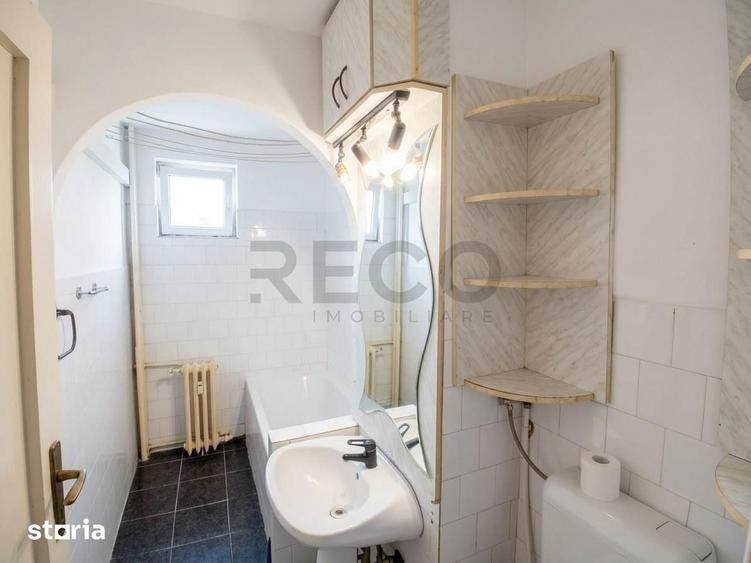 Apartament cu 3 camere decomandat în Central