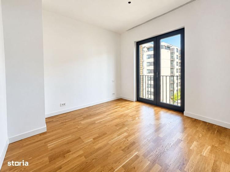 Apartament cu 4 camere în Central